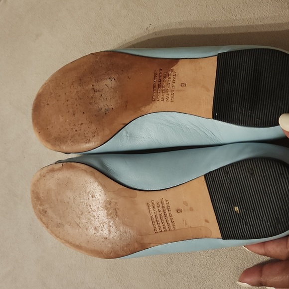 Garnett Hill Size 9 Light Blue w/Silver tip Flats - Picture 5 of 5